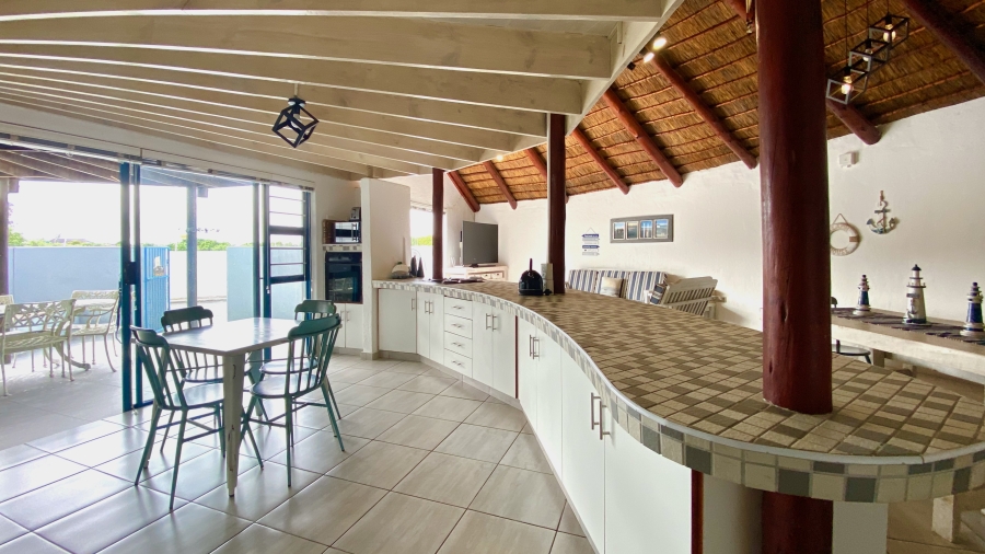 3 Bedroom Property for Sale in Dwarskersbos Western Cape